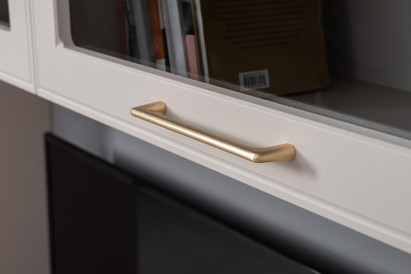 Гостиная Ричфорд композиция 1 без карнизов, кашемир 5981 BS, моно керамика D166-2 ПВХ, белый PE шагрень (собирается на любую сторону)