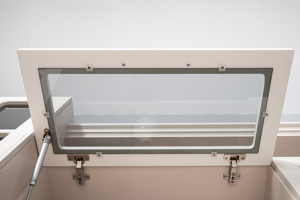 Гостиная Ричфорд композиция 2 с карнизами, кашемир 5981 BS, моно керамика D166-2 ПВХ, белый PE шагрень (собирается на любую сторону)